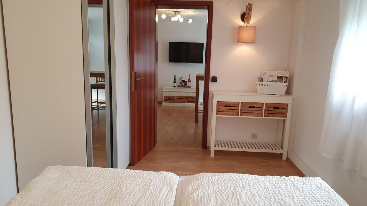 Ferienwohnung Im Moseltal Veldenz Exterior photo